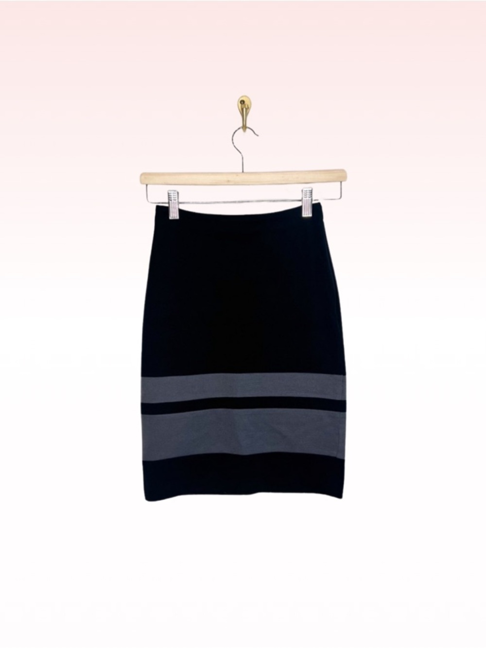 CLUB MONOCO Bodycon Color Block Black & Gray Skirt (Sz 00)